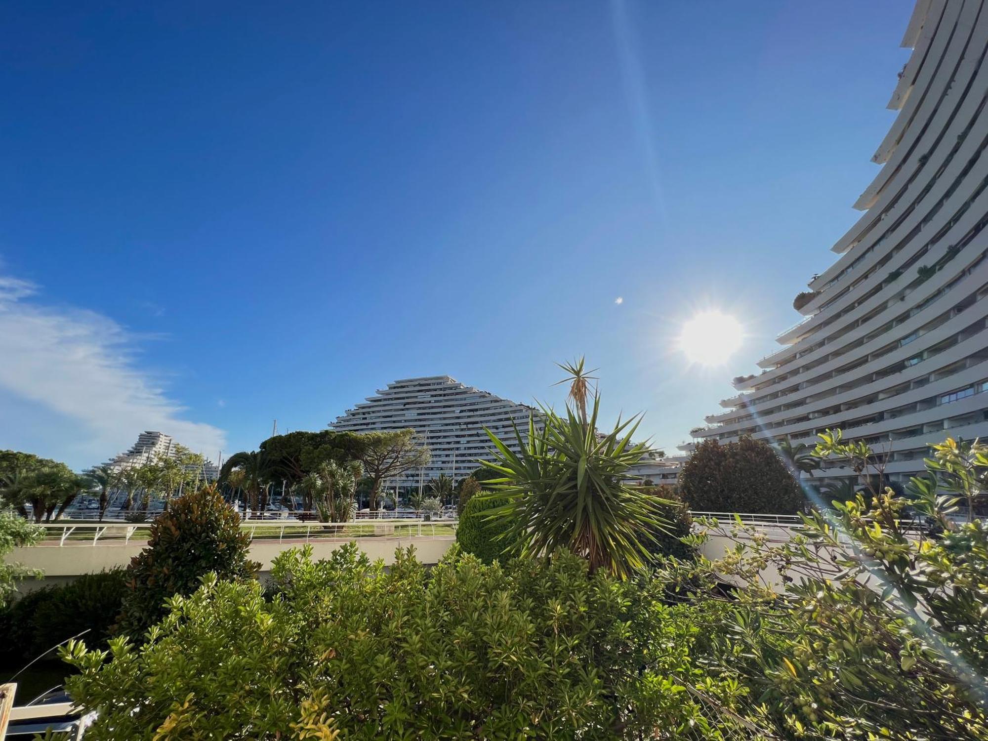 Blue Terrace Apartment - Marina Baie Des Anges Вилньов Любе Екстериор снимка